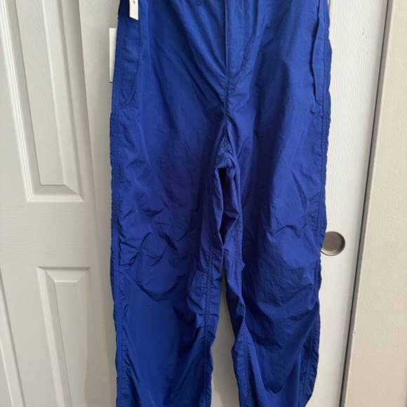 Aritzia color cobalt blue Aviator Parachute - Picture 2 of 4